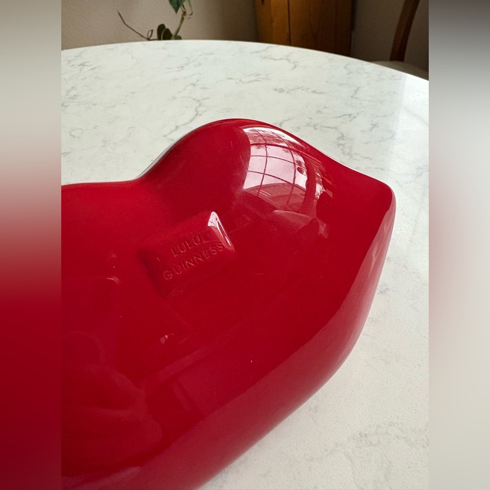 Lulu Guinness Glossy Red Lip Clutch - Picture 6 of 12